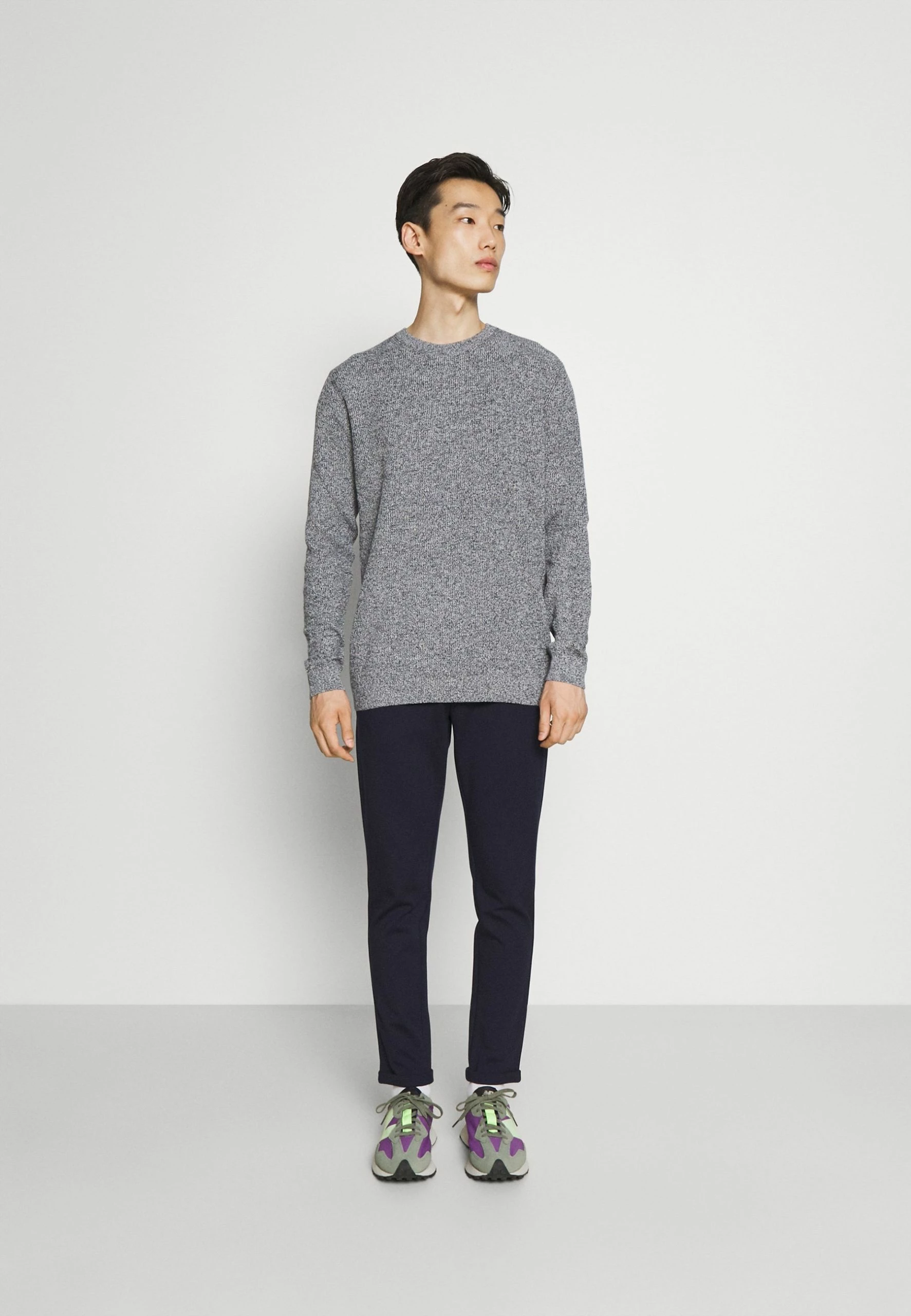 INDICODE JEANSEBERLEIN WITH ROLLED UP - Tygbyxor - Navy 2 INDICODE JEANSEBERLEIN WITH ROLLED UP - Tygbyxor - Navy - Bild 2